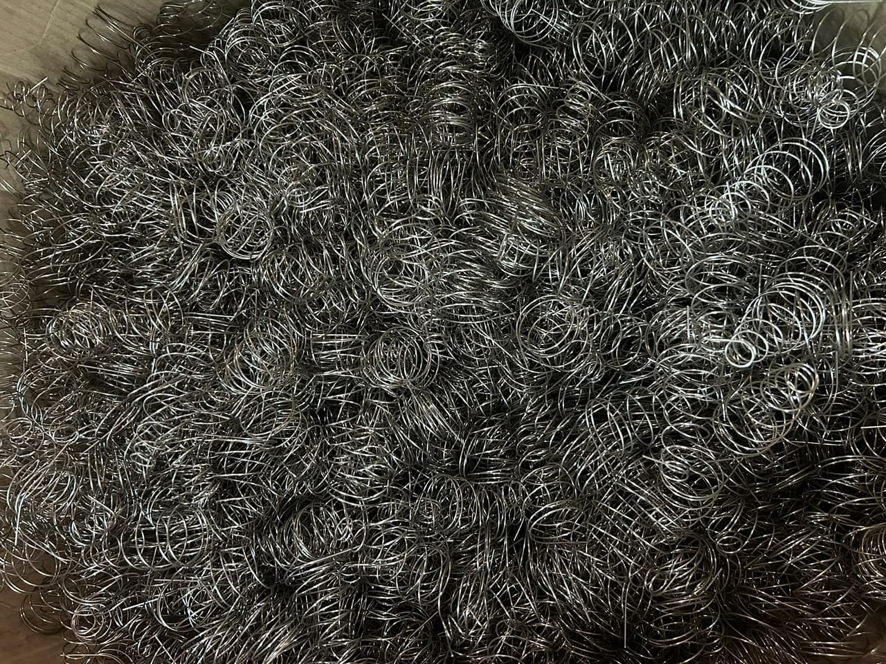 细线压缩弹簧 — 整箱